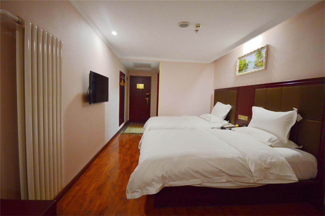 Greentree Inn Liaoning Dalian Development Zone Jinma Road Pedestrian Street Express Hotel Екстер'єр фото
