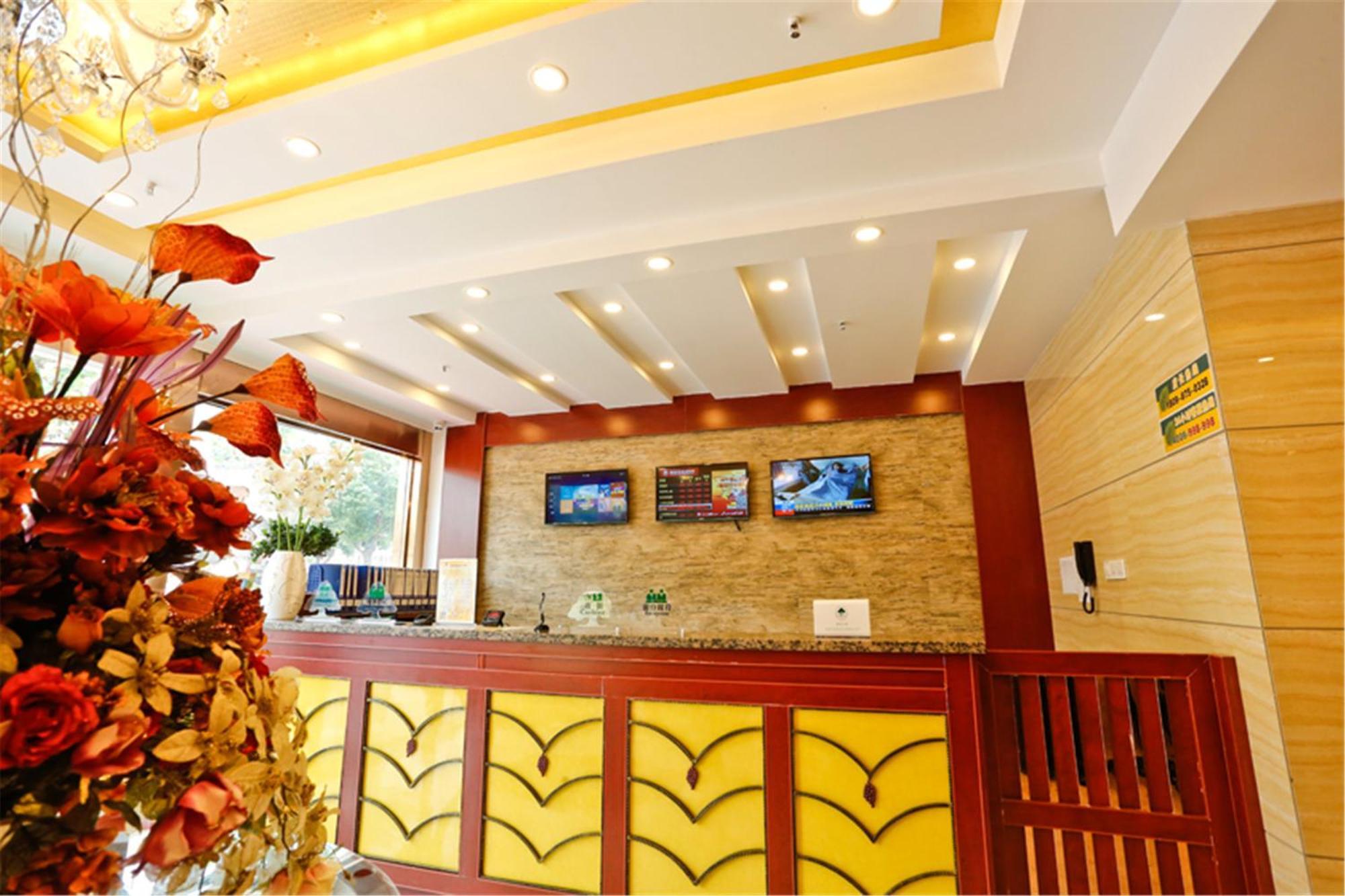 Greentree Inn Liaoning Dalian Development Zone Jinma Road Pedestrian Street Express Hotel Екстер'єр фото
